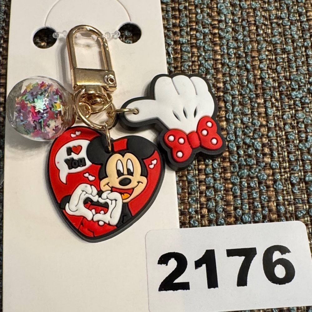 2176 Micky Mouse Zipper Pull & Bag Charm